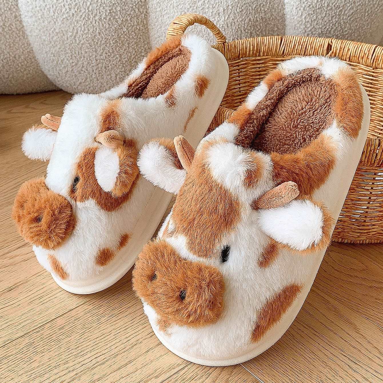 Cute Cartoon Cow Plush Slippers ™ | Warm &amp; Fuzzy Winter Comfort for Couples